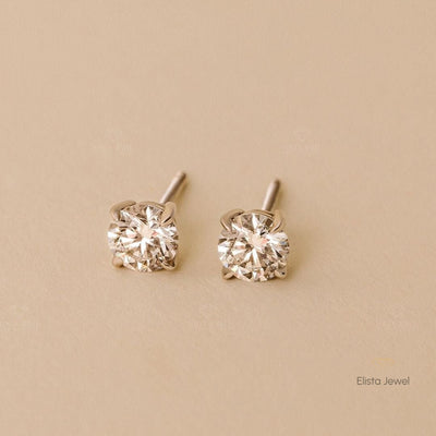 Round Cut Solitaire Stud Earring