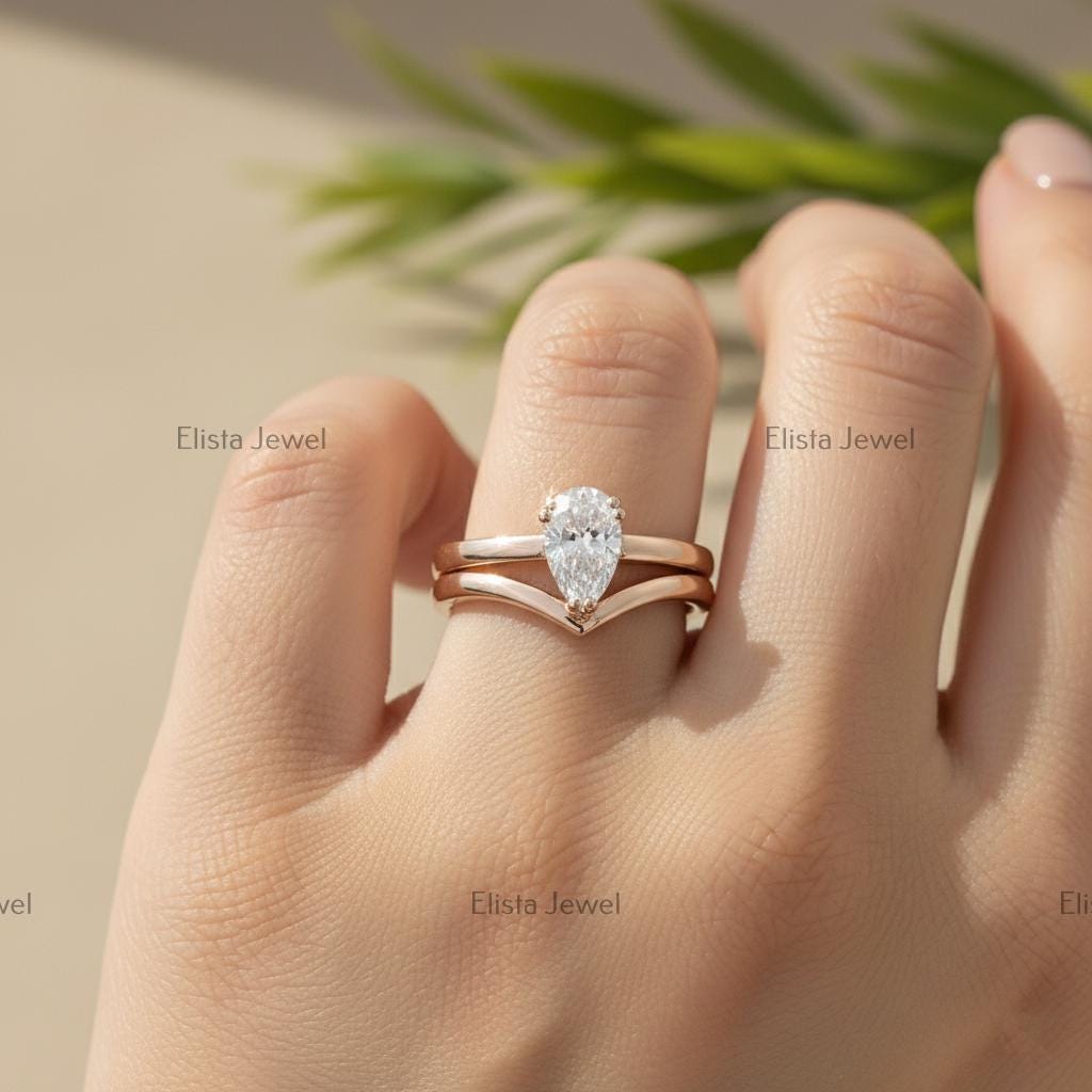 Pear Shaped Lab-Grown Diamond Bridal Ring Set, 14K Rose Gold Matching Chevron Band