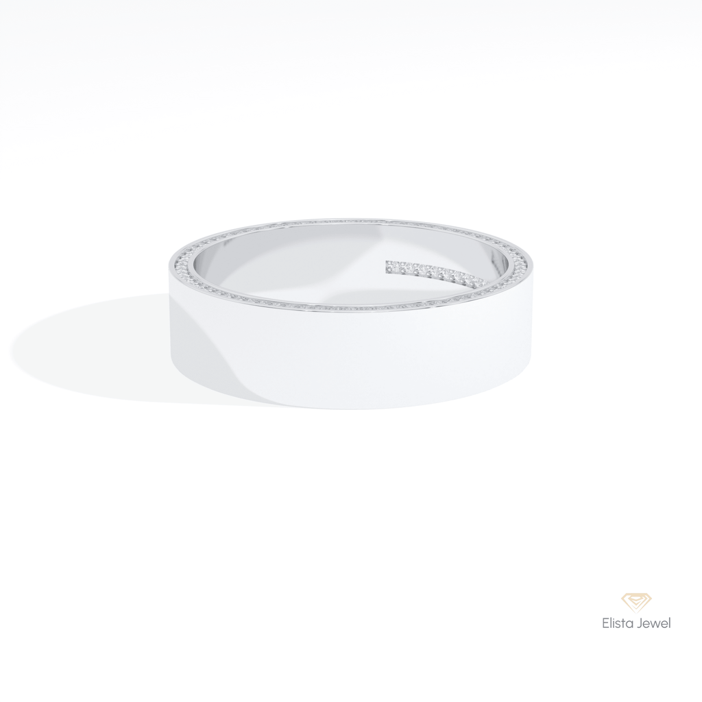 Round Cut Hidden Diamond Wedding Band in 14K Yellow Gold - Detail View