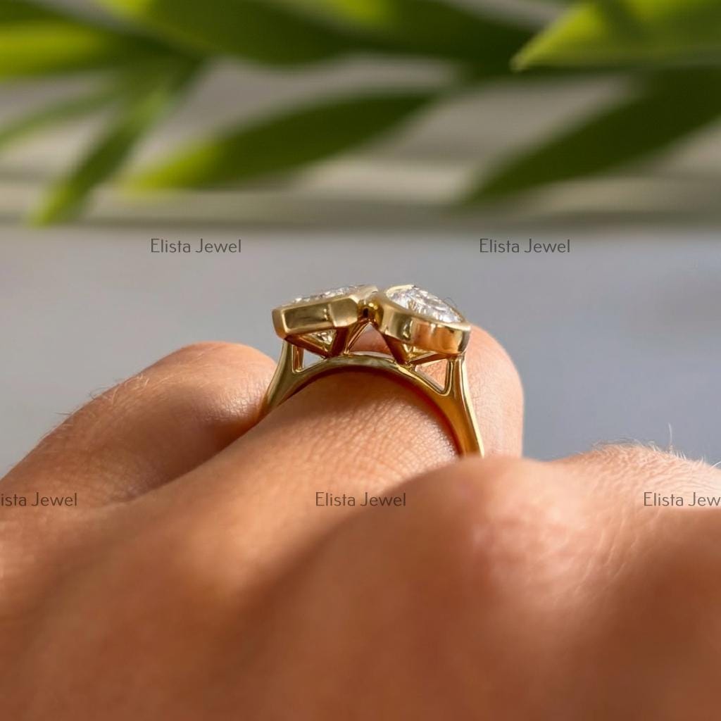 Toi et Moi Ring, Emerald and Pear Cut Diamonds, 18K Yellow Gold Engagement Ring