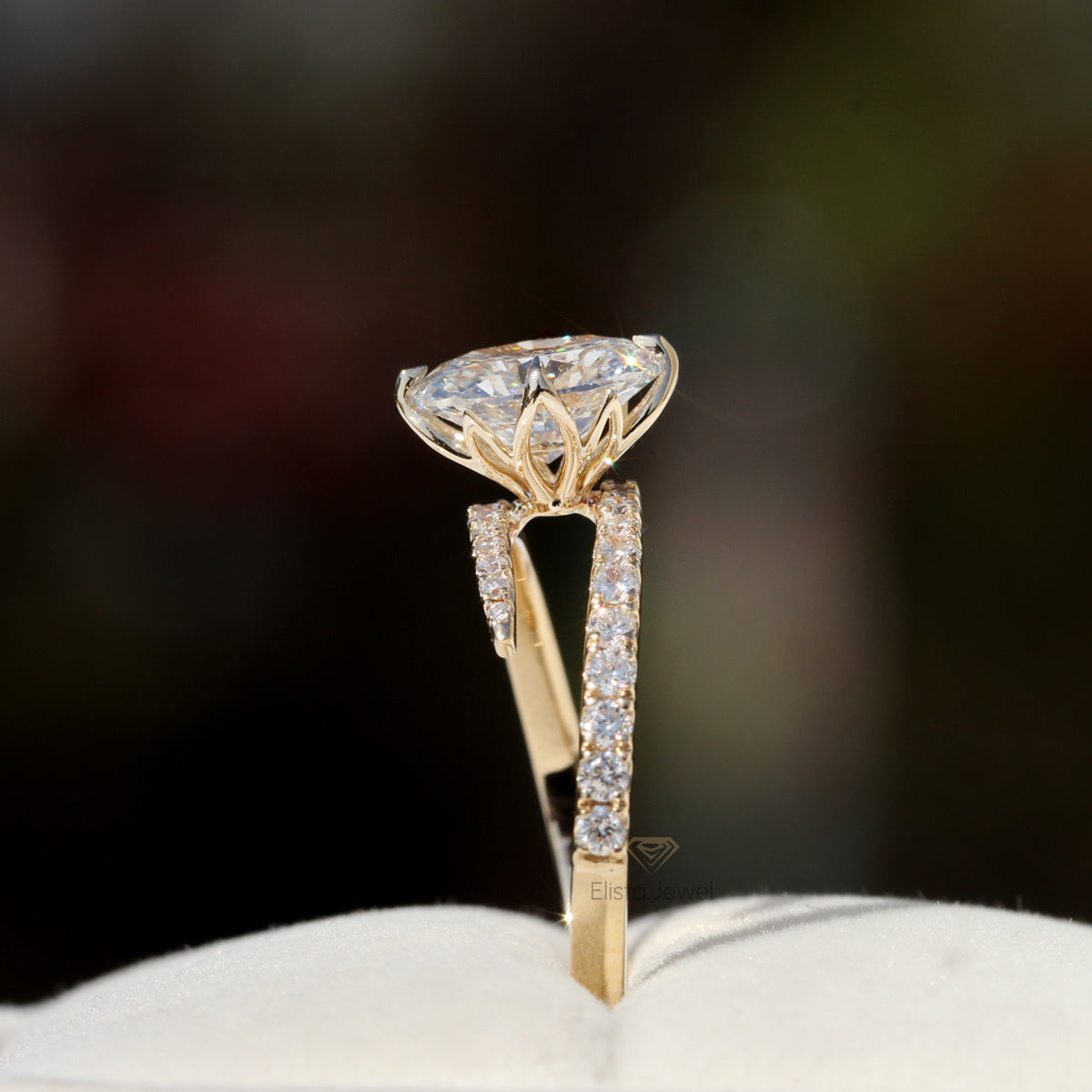 Custom Made Oval Diamond Compass Prongs Engagement Ring, Oval Diamond Bypass shank Wedding Ring, Diamond Ring for Her, IGI Certified