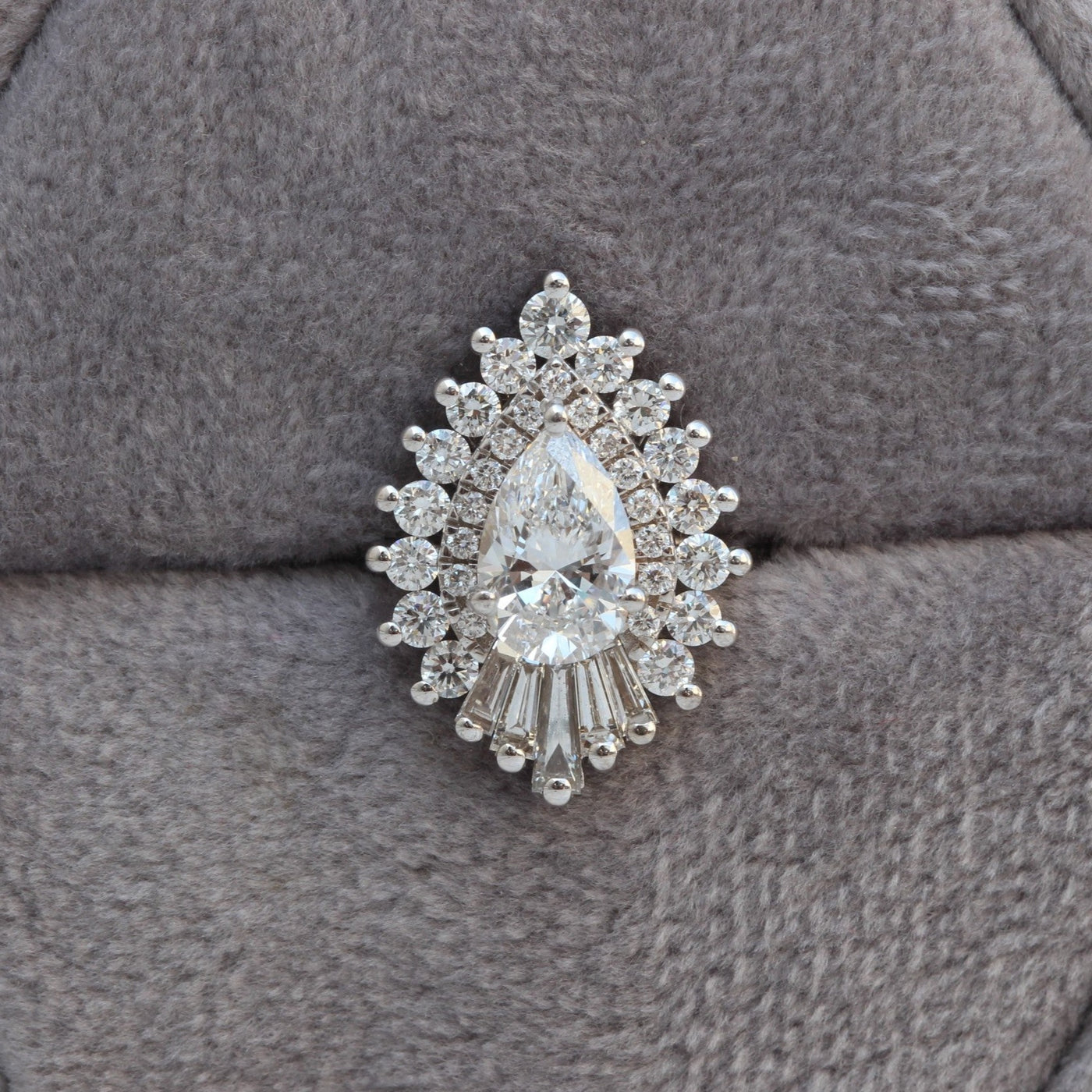 Pear Cut Diamond Starburst Ring