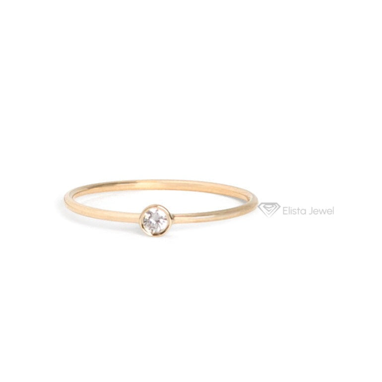 Round Cut Bezel Solitaire Ring