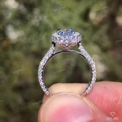 Oval Cut Halo Engagement Ring