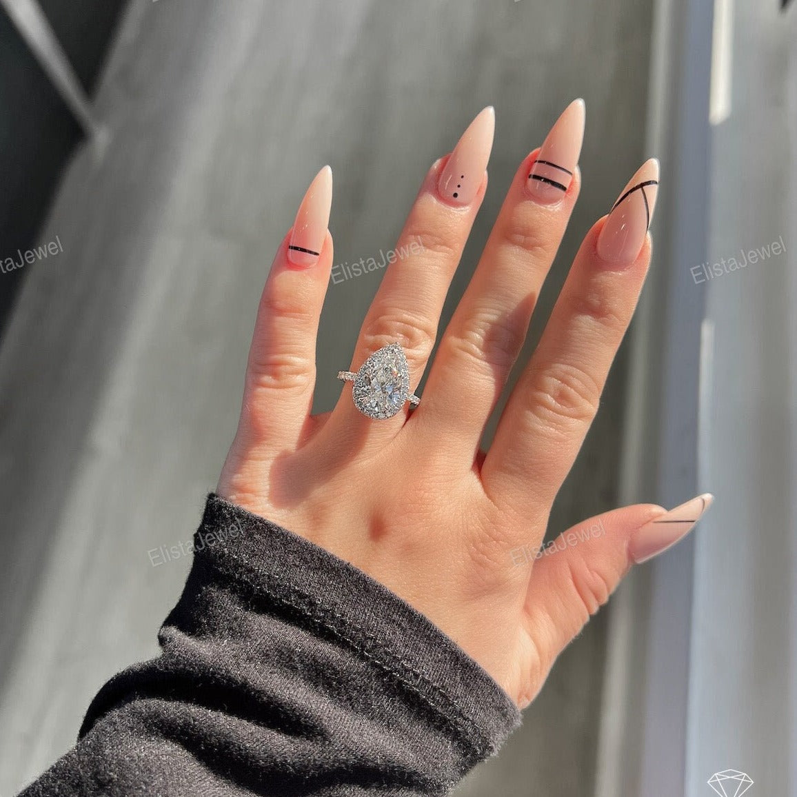 Pear Cut Halo Engagement Ring