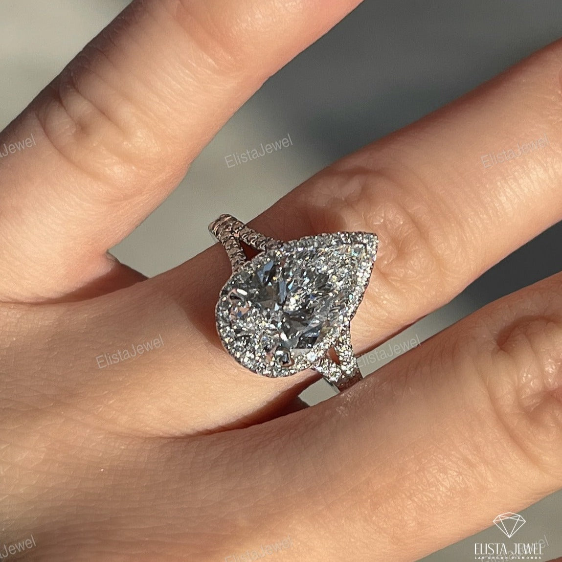 Pear Cut Halo Engagement Ring