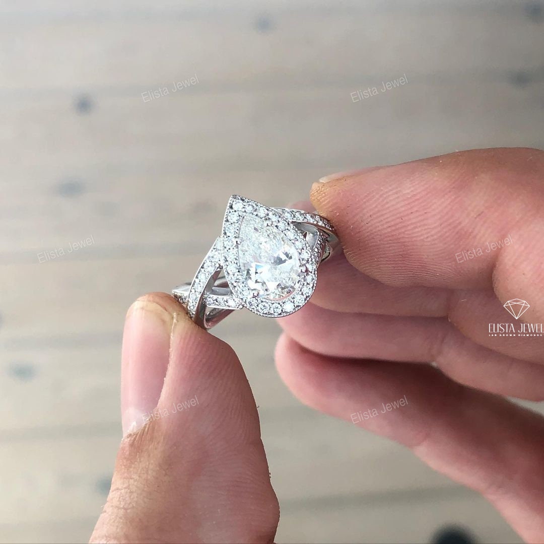 Curve Matching Band With Pear Accent Halo Ring Set