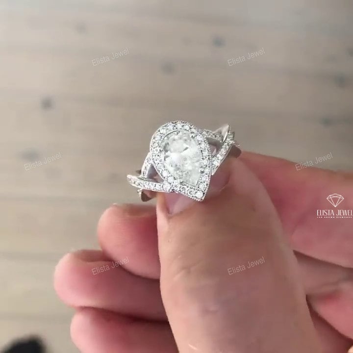 Curve Matching Band With Pear Accent Halo Ring Set