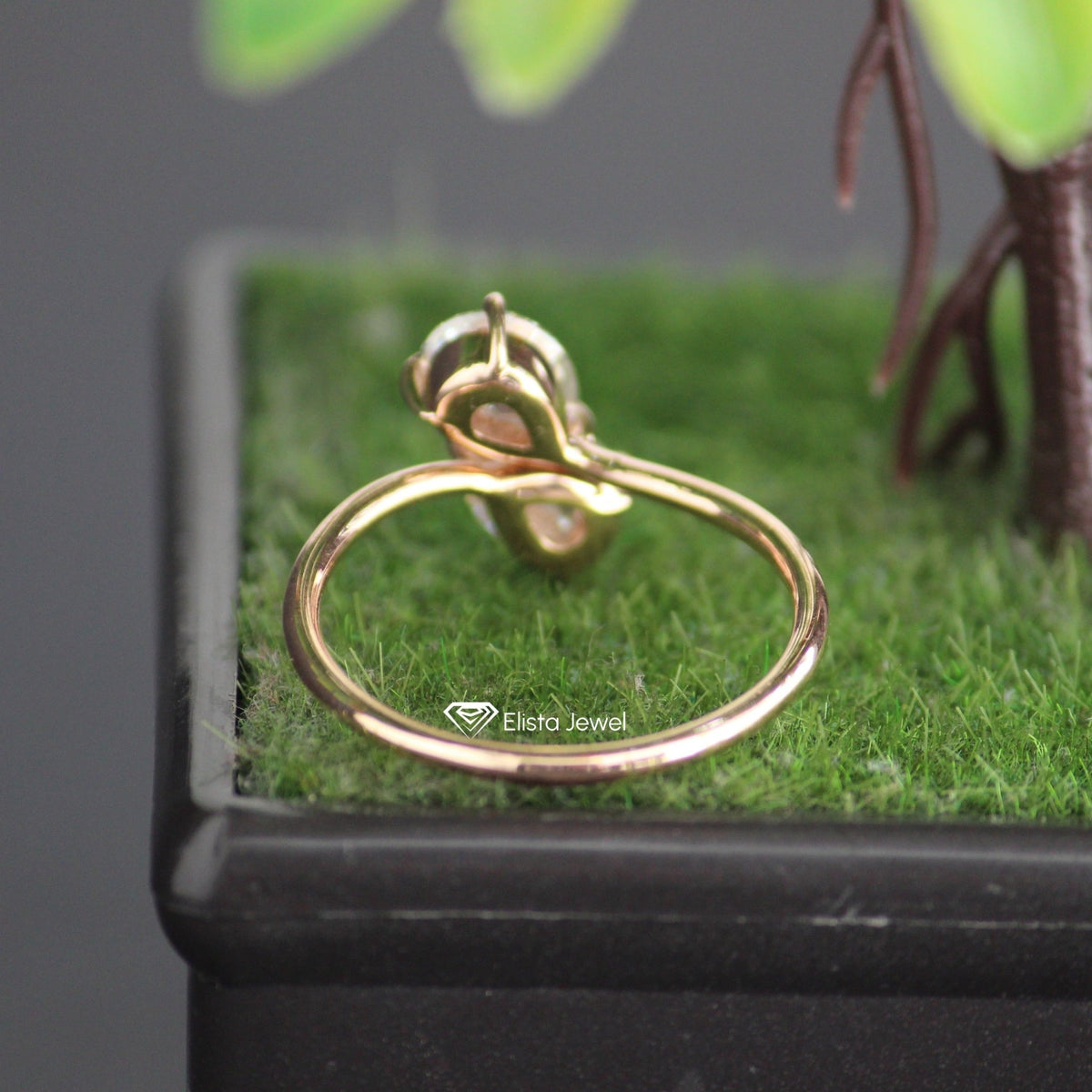 Pear Cut Toi Et Moi Engagement Lab Grown Diamond Ring in Platinum - Top View